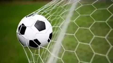 利物浦错失良机？玛玛达惨遭巴萨7球惨败