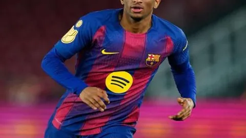 洛杉矶篮球盛宴：丁彦雨航华丽表现集锦